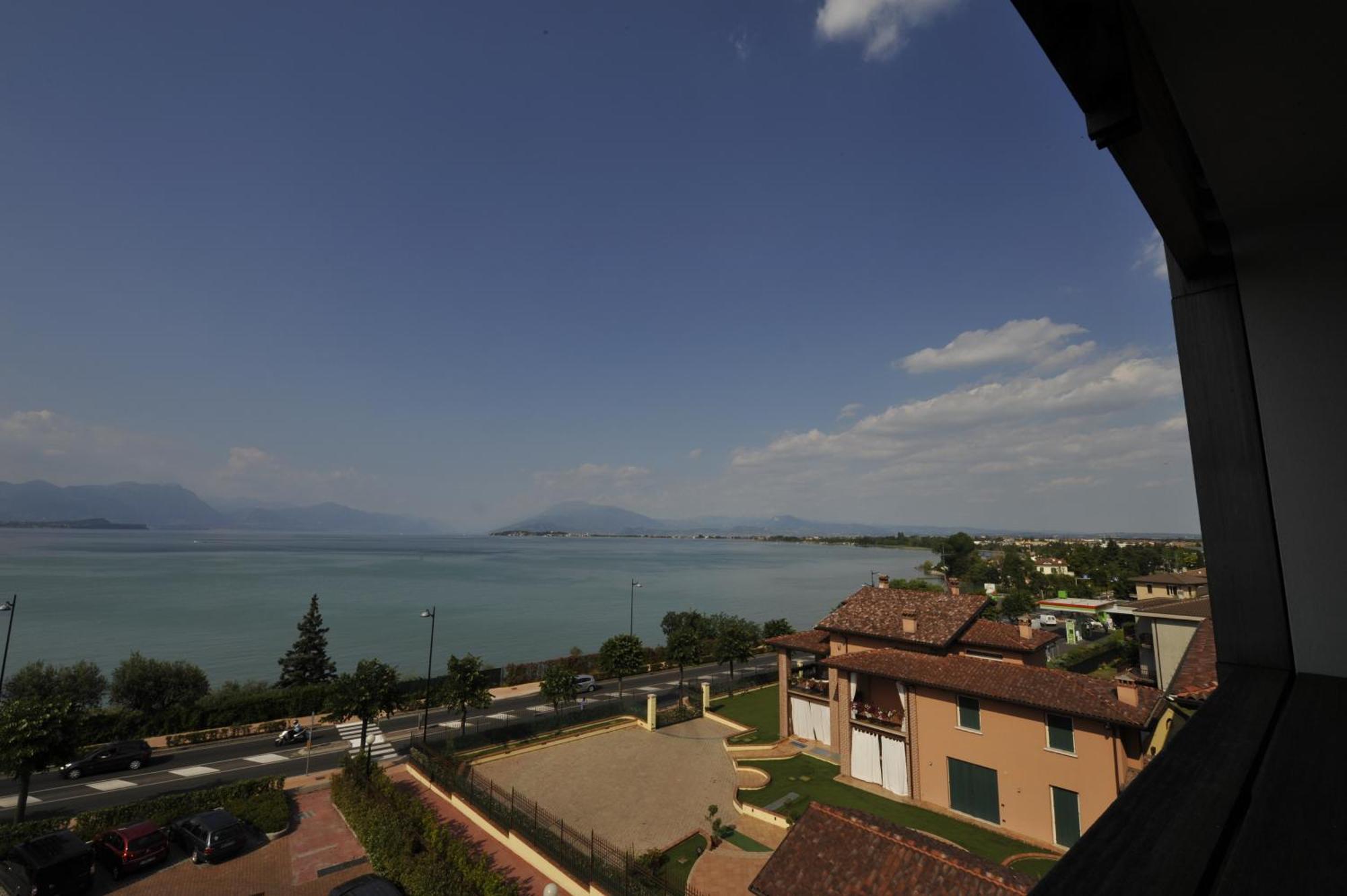 Hotel Acquaviva Del Garda Desenzano del Garda
