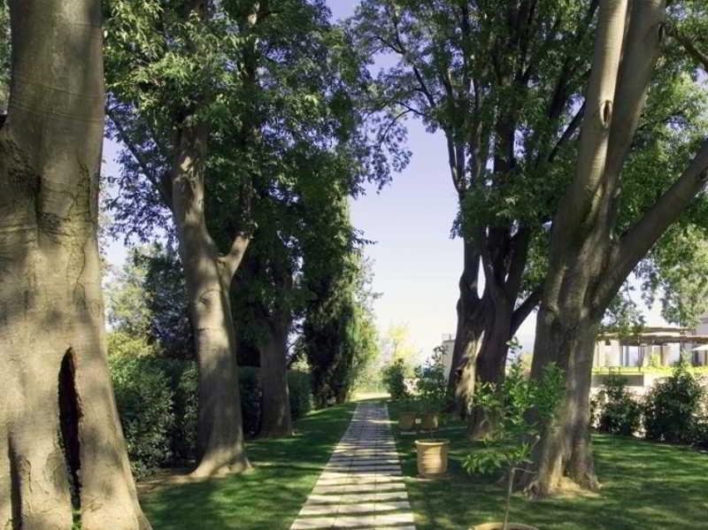 Hotel Acquaviva Del Garda 4*