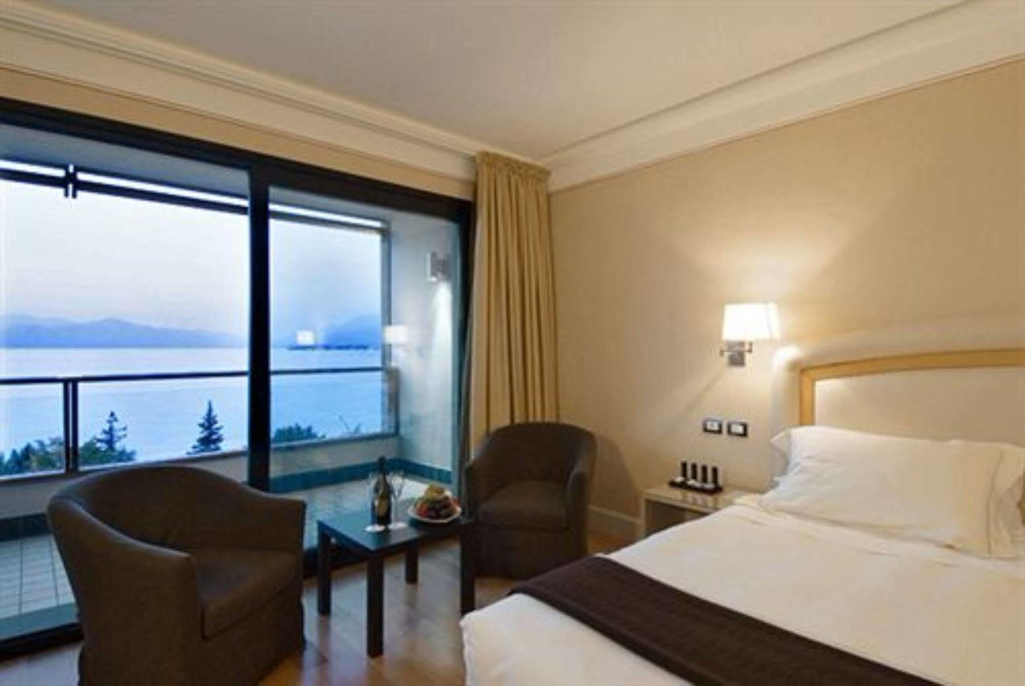 Acquaviva Del Garda Hotel